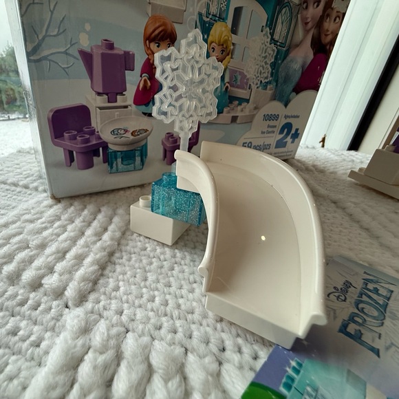LEGO DUPLO Disney Princess Frozen Ice Castle 10899 Building Toy with Light Brick - Picture 7 of 10